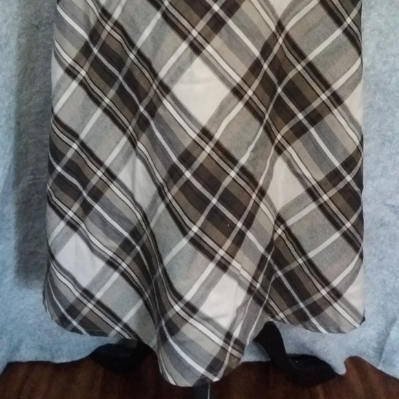 East 5th Skirt - Picture 2 of 9